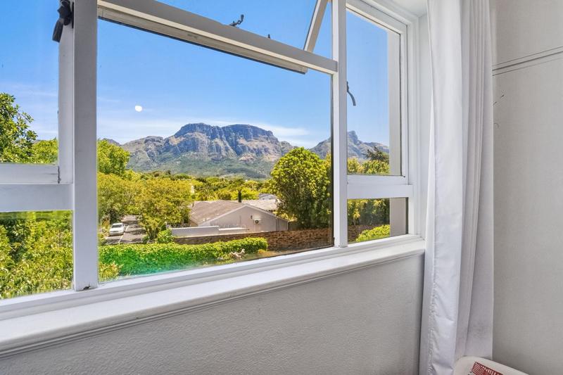 To Let 3 Bedroom Property for Rent in Kenilworth Upper Western Cape